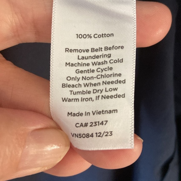 Talbots Sutton navy 100% cotton shirt dress , pockets, buttons, missing belt 2P - Picture 8 of 8